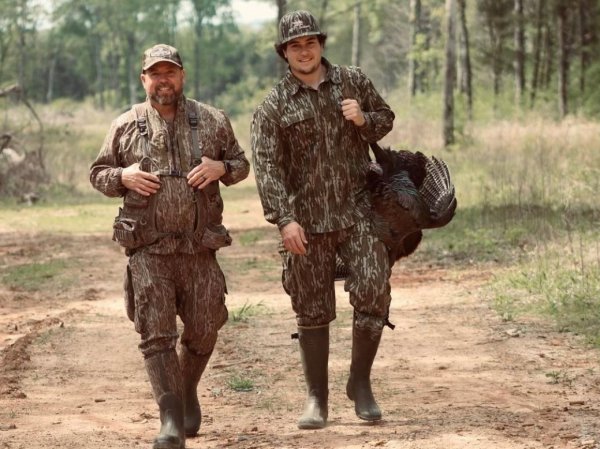 Kolbie Jackson - TN Bird Hank’s Batwing Mouthcall (Deadly Five Series).jpg